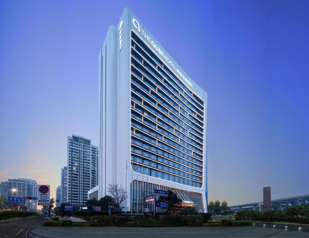 The Qube Hotel Xiangyang Xiangyang  Exteriör bild